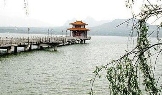 泽山湖